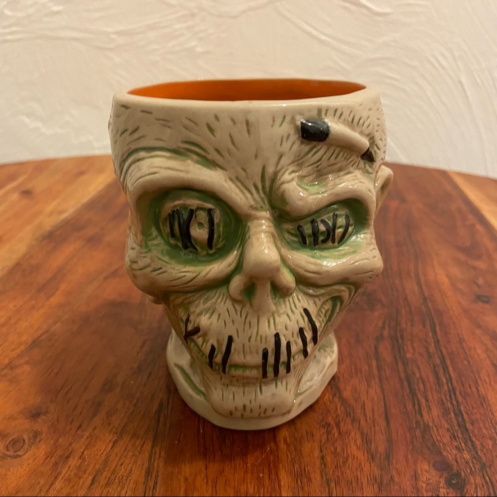 Trader Sam’s Shrunken Zombie Head tiki mug 2nd edition - Disneyland